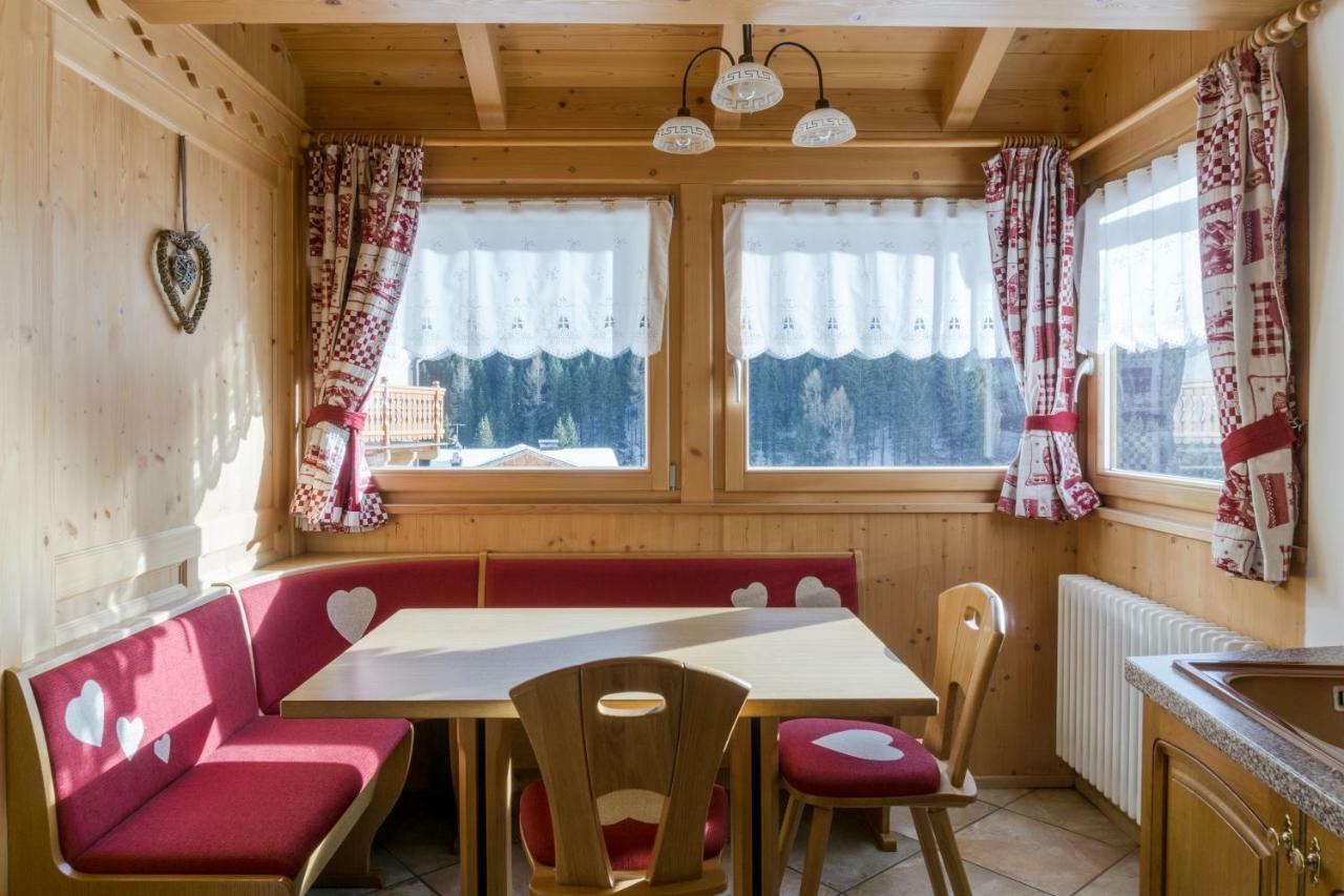 Lovely House In The Dolomites Apartment Mazzin Exterior photo
